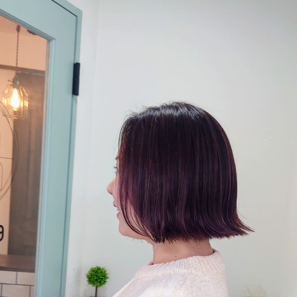 ピンクベージュ