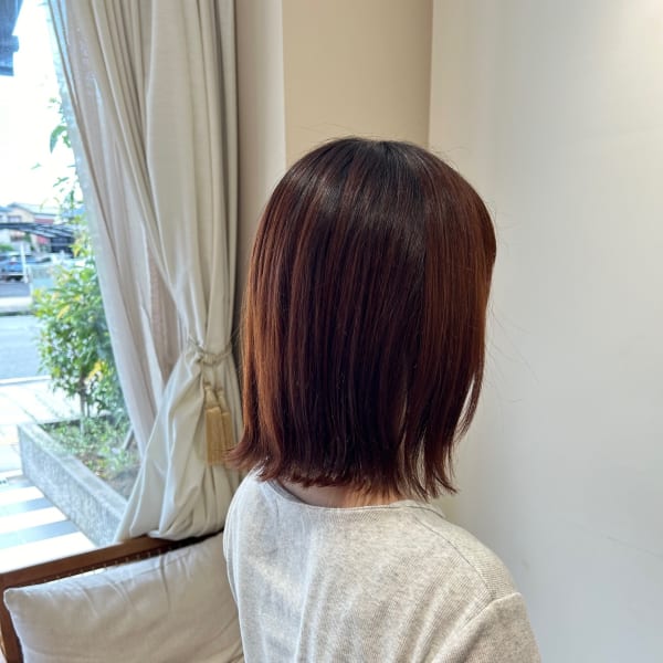 カシスブラウン