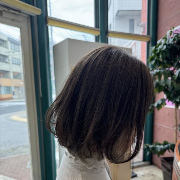 ふんわりボブ×シルバーカラー/Ju