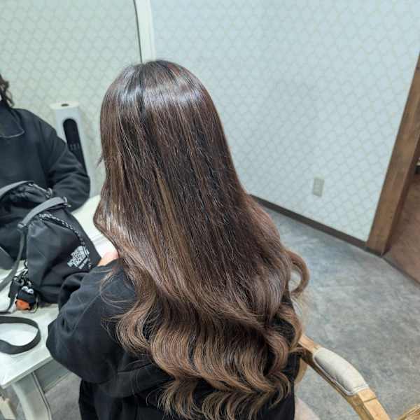ブラウンロングヘアーでイメチェン!