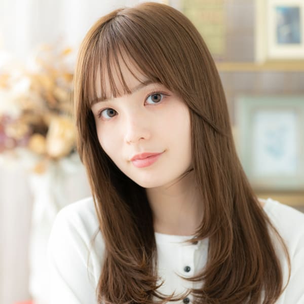 ツヤ感ショコラベージュ小顔レイヤーロング マロンベージュ|COVER HAIR bliss【カバーヘア ブリス】上尾/上尾西口店