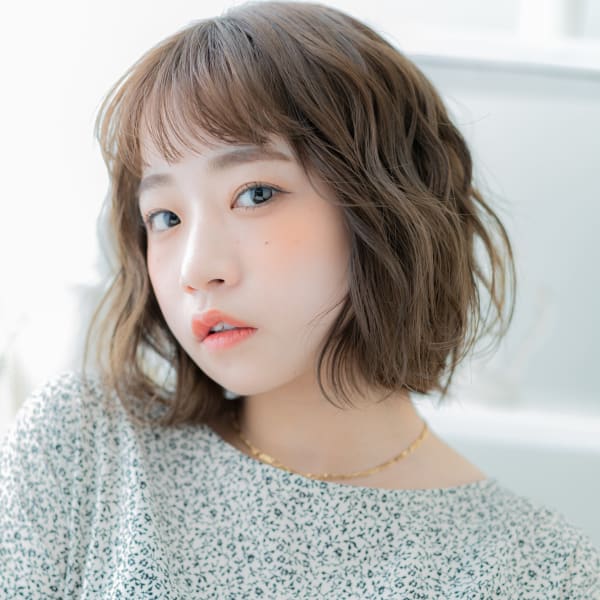 ボブパーマ大人可愛いフレンチカジュアル 細めハイライト|mod's hair【モッズヘア】上尾/上尾西口店