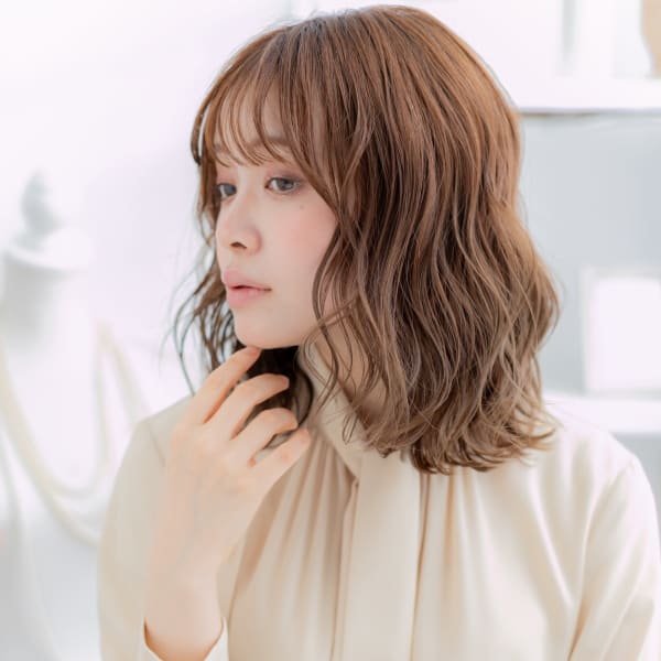 くせ毛風ウェットヘアゆるふわハイライト 細めハイライト|mod's hair【モッズヘア】上尾/上尾西口店