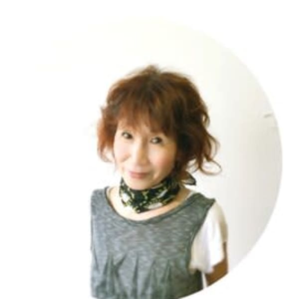 hair make anmi【ヘアメイク アンミ】のスタッフ紹介。榎原 富美子