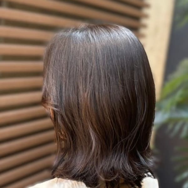 イメチェンこなれミディこなれ感外ハネ切りっぱなしうるツヤ|Hair & Nail Eve 新浦安店