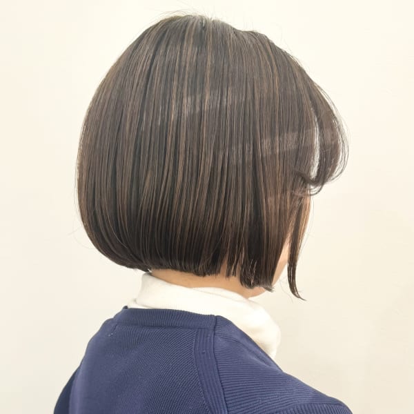 子育てママさんに大人気！地毛ハイライトボブ|atelier M