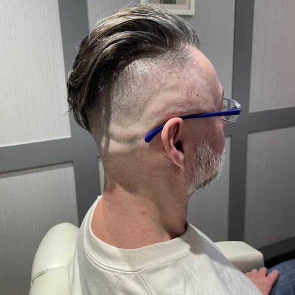 スキンフェード/ハードパート/七三分け