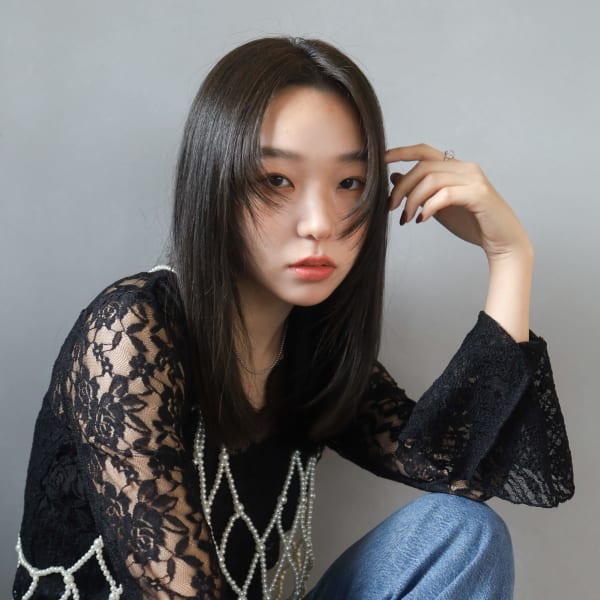 【tetote三宮】黒髪レイヤーロングストレート|Tetote 三宮本店