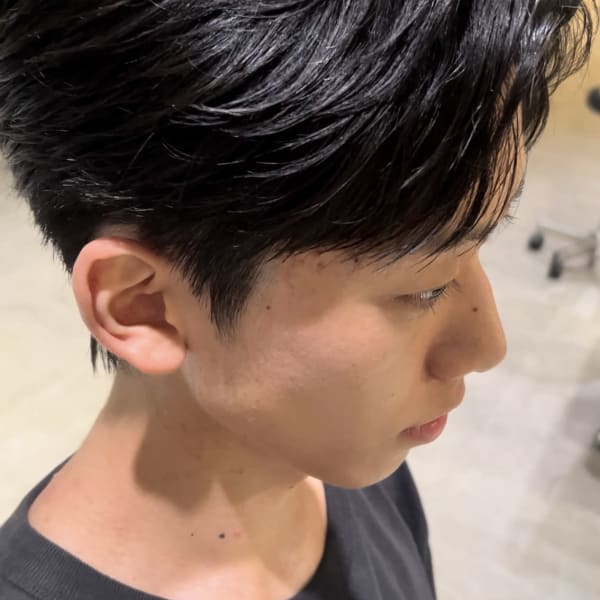 センターパート短め|GRACE 梅田店