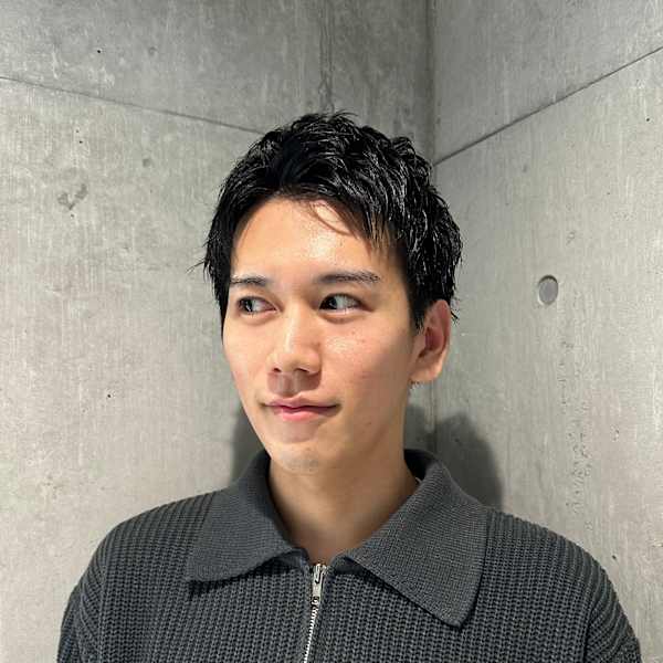 爽やかナチュラルショート|Men's hair Hui 新宿三丁目