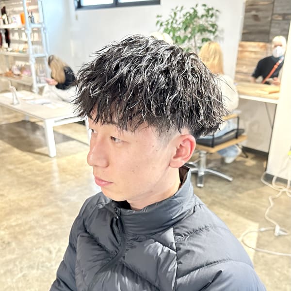 縦落ちツイストスパイラルパーマ|THE ORDER