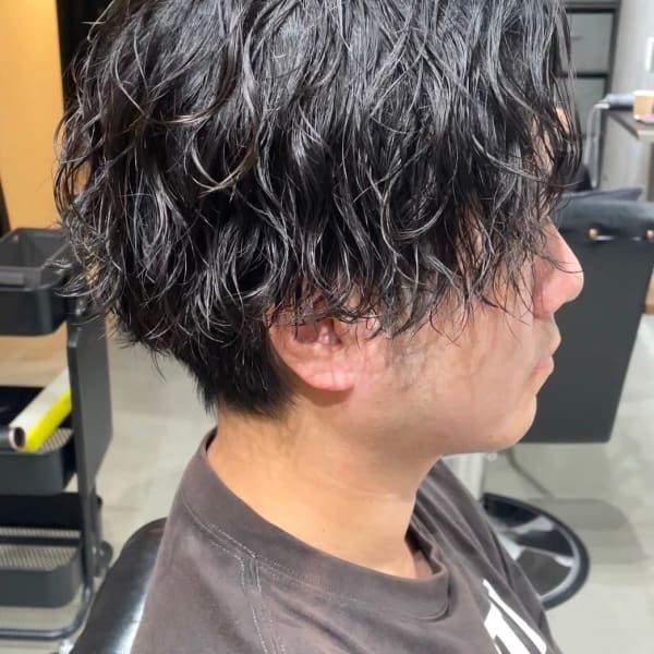 センターパートツイストスパイラルツーブロック波巻スパイラル