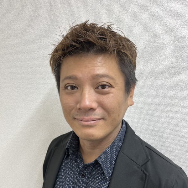 Cut Space AVENUE【カットスペースアベニュー】のスタッフ紹介。青木 誠悟