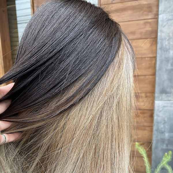 ブロンドインナーカラー