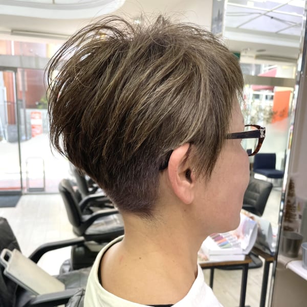 刈り上げショート|ELLYLONDON 住吉店