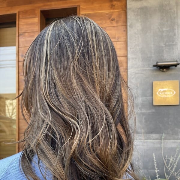 外国人風カラー