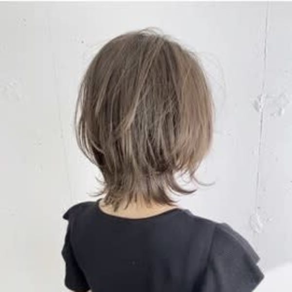 ハイライトグレージュ×ネオウルフボブウルフ ウルフカット