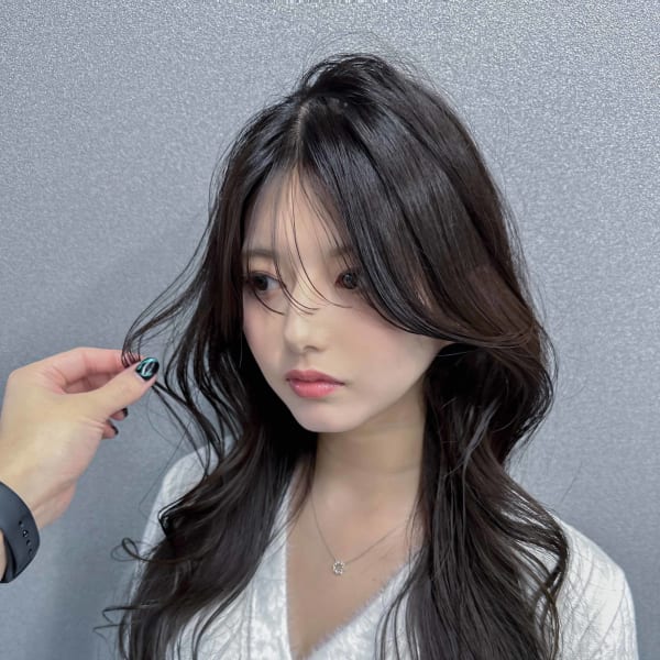 ヨシンモリ　黒髪　小顔　前髪　|JENNIE by Menon