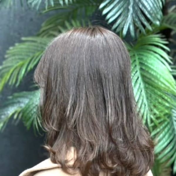 ゆるふわウルフレイヤーミディアム大人女子ツヤ髪|Hair & Nail Eve 新浦安店