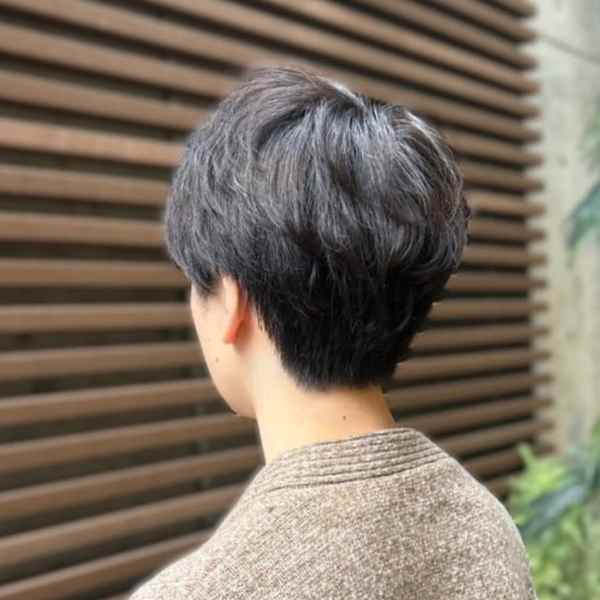 韓国マッシュ刈り上げショートビジネスツーブロック