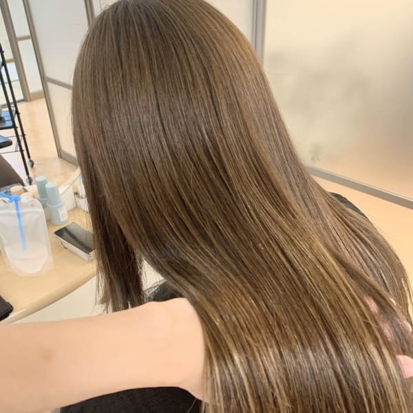 ブリーチなしカラー オリーブ グレージュ 白髪ぼかし|美容室かぐや姫