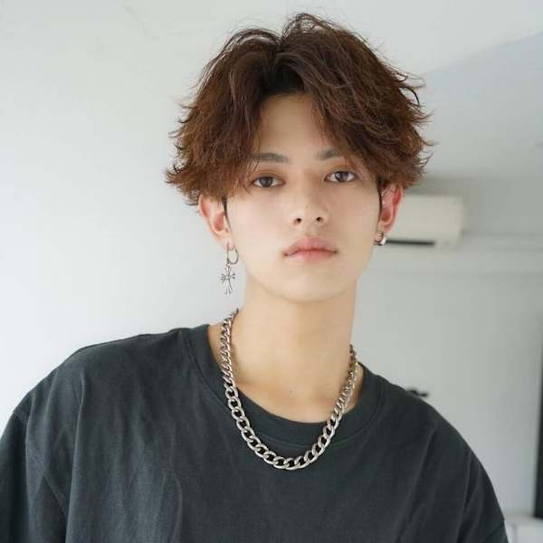 《Agu hair》絶妙な束感スパイキーセンターショート