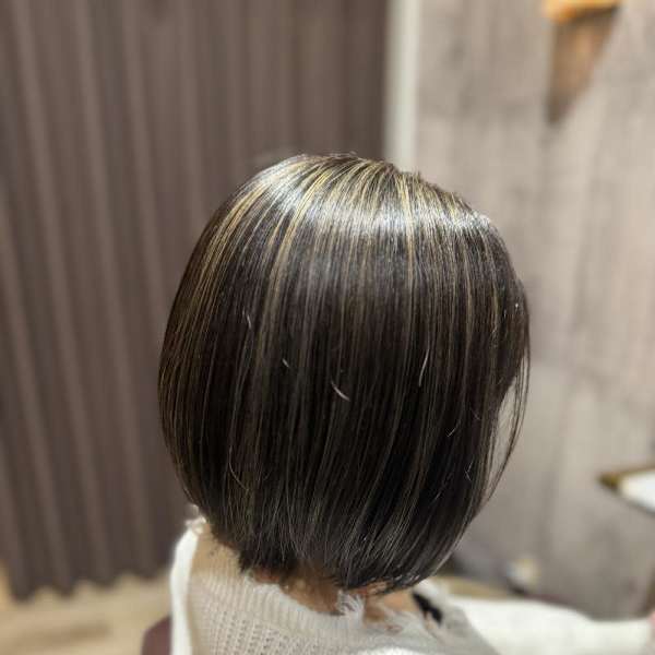 コントラスト ハイライト