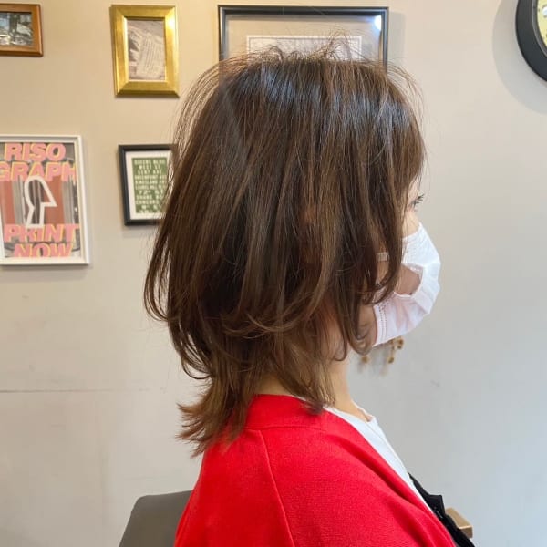 ミディアムウルフレイヤー×guest style|LOTUS hair design.