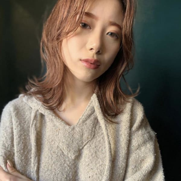 伸ばしかけヘア*20代30代40代50代*|amie 三宮【アミ】