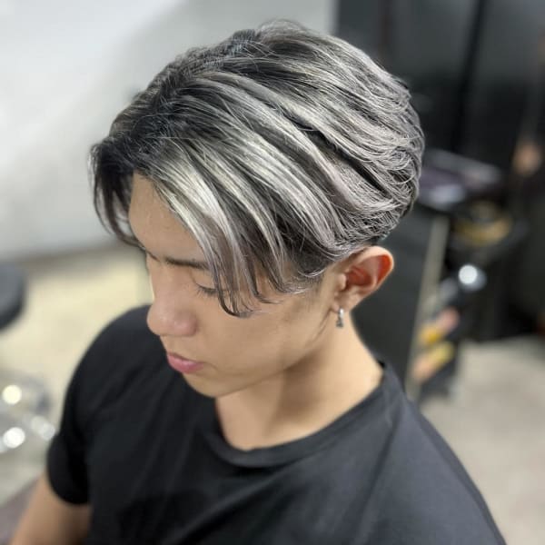 ハイライト バレイヤージュ デザインカラー シルバーカラー