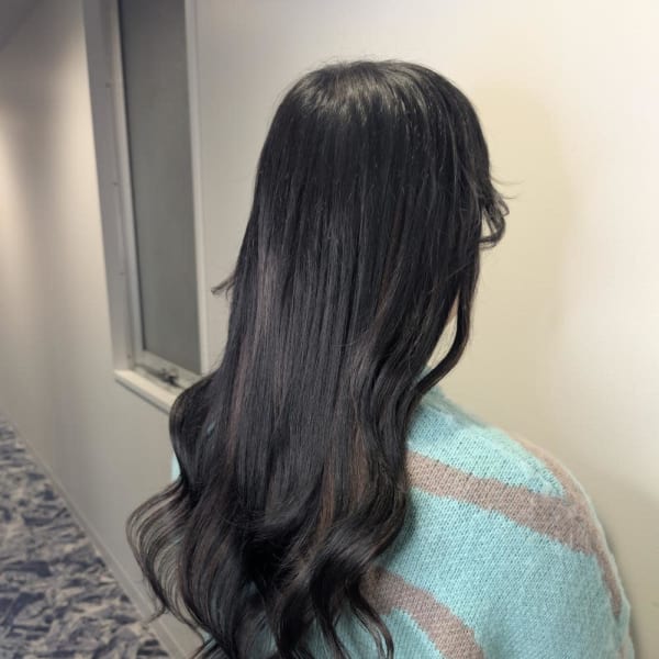 王道黒髪ロングヘアー