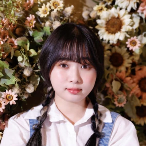 女の子満載の三つ編みツイン