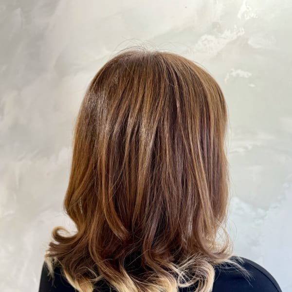 カット×裾カラー(ヘムカラー)×水素トリートメント