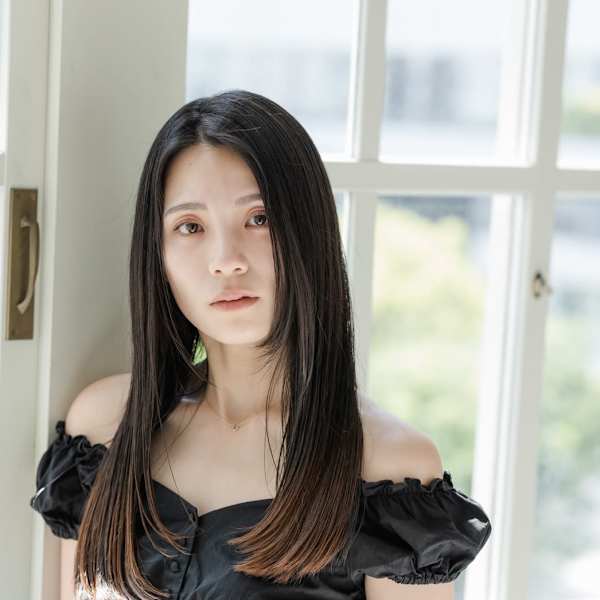 ナチュラル　ロングストレート