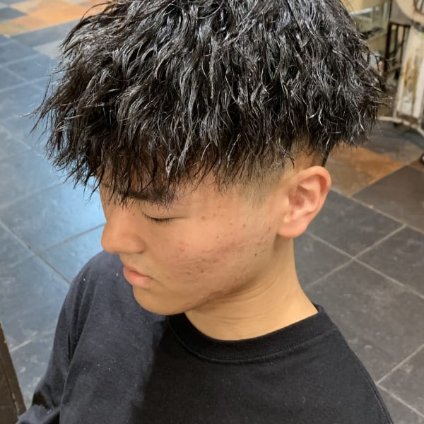 波打ちツイスト|Lee 東三国