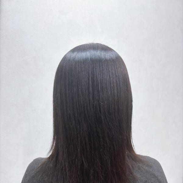 【 セミロング　縮毛矯正　oggiotto 】