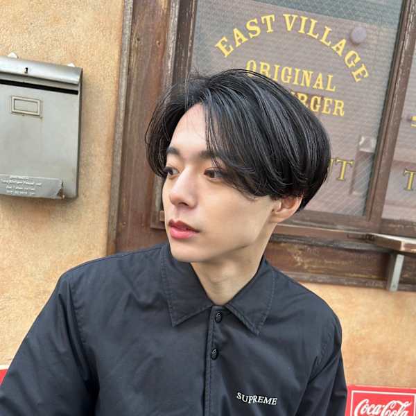 髪質改善センターパートアッシュブラック*Zina梅田茶屋町