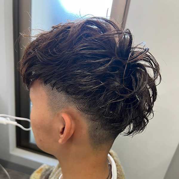 《ROW 川崎》サイド刈り上げ束感フェードカット