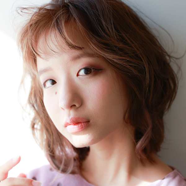 こなれミディ  ウェーブパーマ  ウェットヘア ネビージュ|JENNIE by Menon