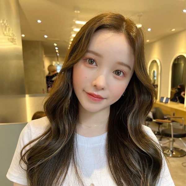 髪質改善ハイライトカーキベージュ美髪*Zina京都駅前