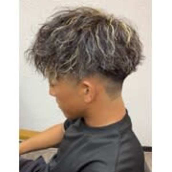 ハイライト×ツイストスパイラルパーマ|Re charm by anyhow 長岡南七日町店