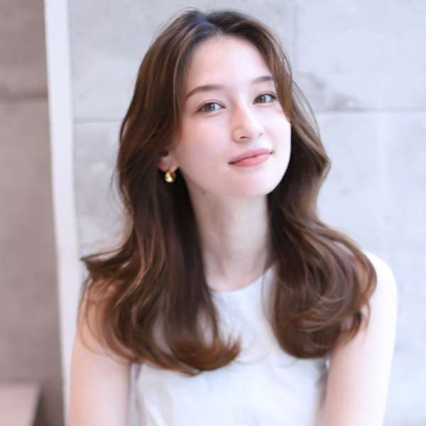 小顔レイヤー/透明感カラー/髪質改善トリートメント【大本】