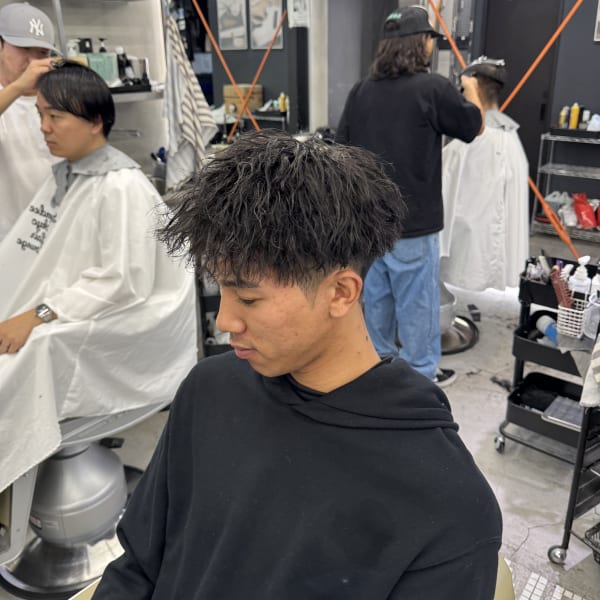 ツイストパーマ|DAMDEE TOKYO 北千住店