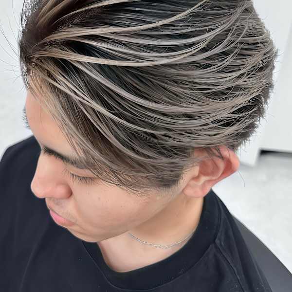 大人っぽいシルバーバレイヤージュ