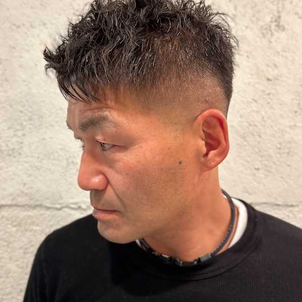 ツイストパーマスキンフェード