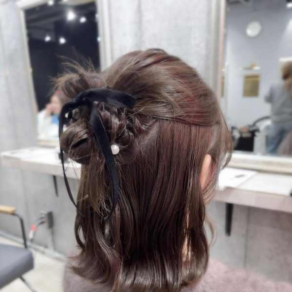 カチモリハーフアップ