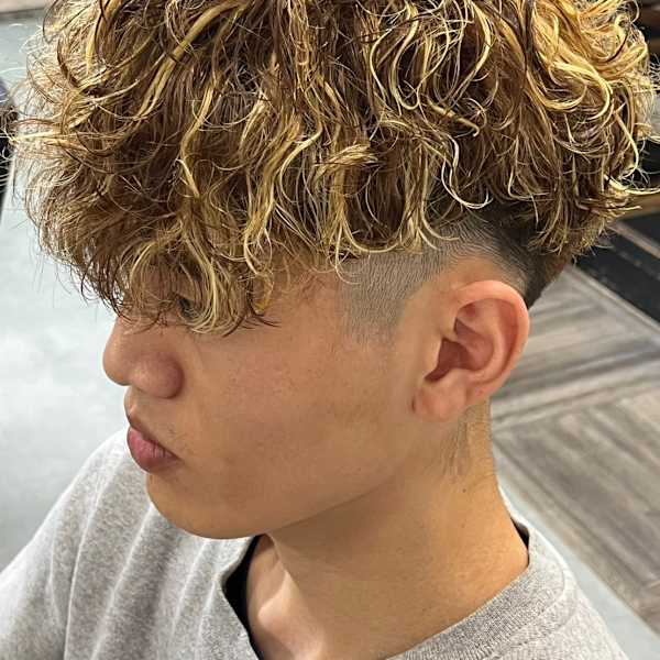 スペインカール＜ハイライト＞|Re charm by anyhow 長岡南七日町店