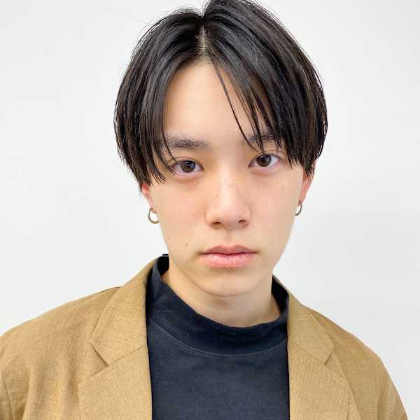 ナチュラルセンターパートメンズカット|eyesburg W/est 清澄白河 髪質改善/ショート/メンズ/ヘッドスパ