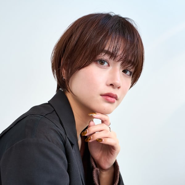 ショート/小顔/ニュアンスパーマ/黒髪/ネビージュ[原宿]
