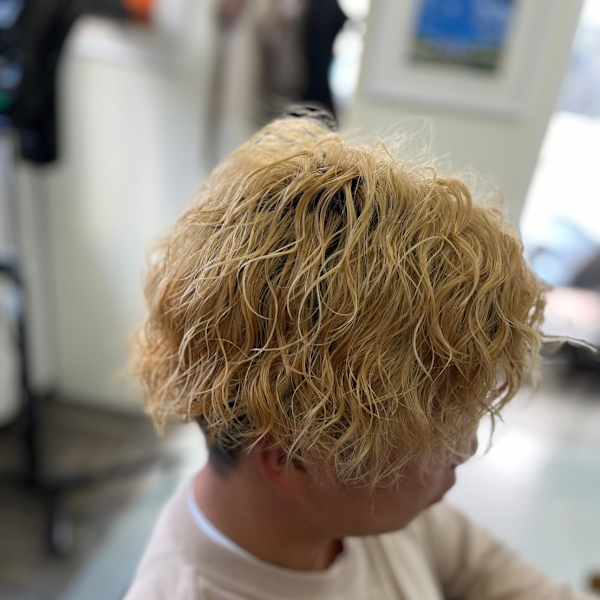 ブリーチパーマ <スパイラルパーマ>